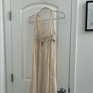 Indah Elegant Cream Sleeveless maxi Dress